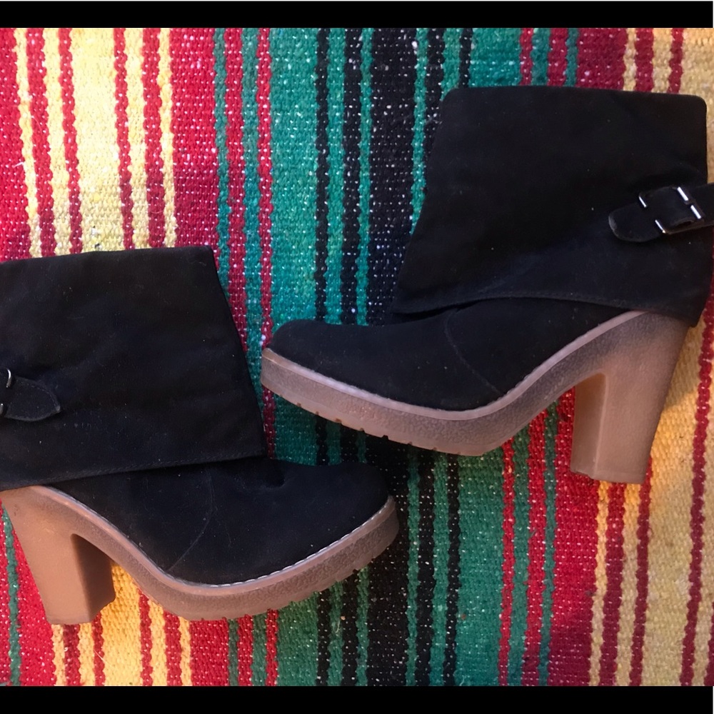 Women’s Black Boots size 6